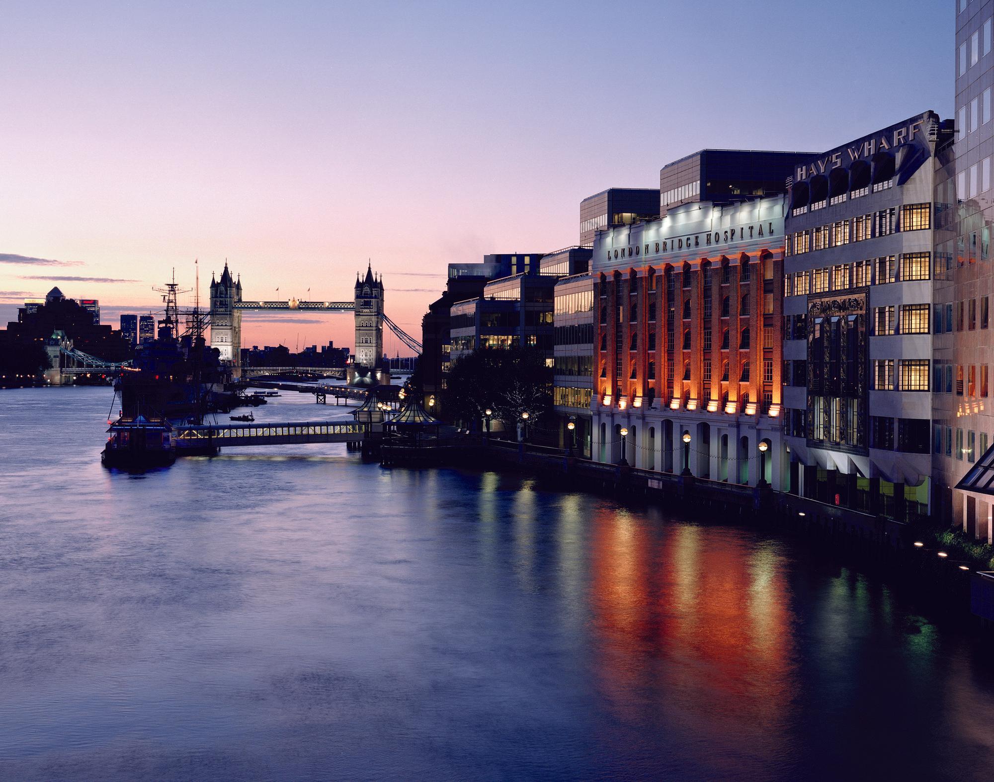 building_1_external_river_night_09_2017_LBH