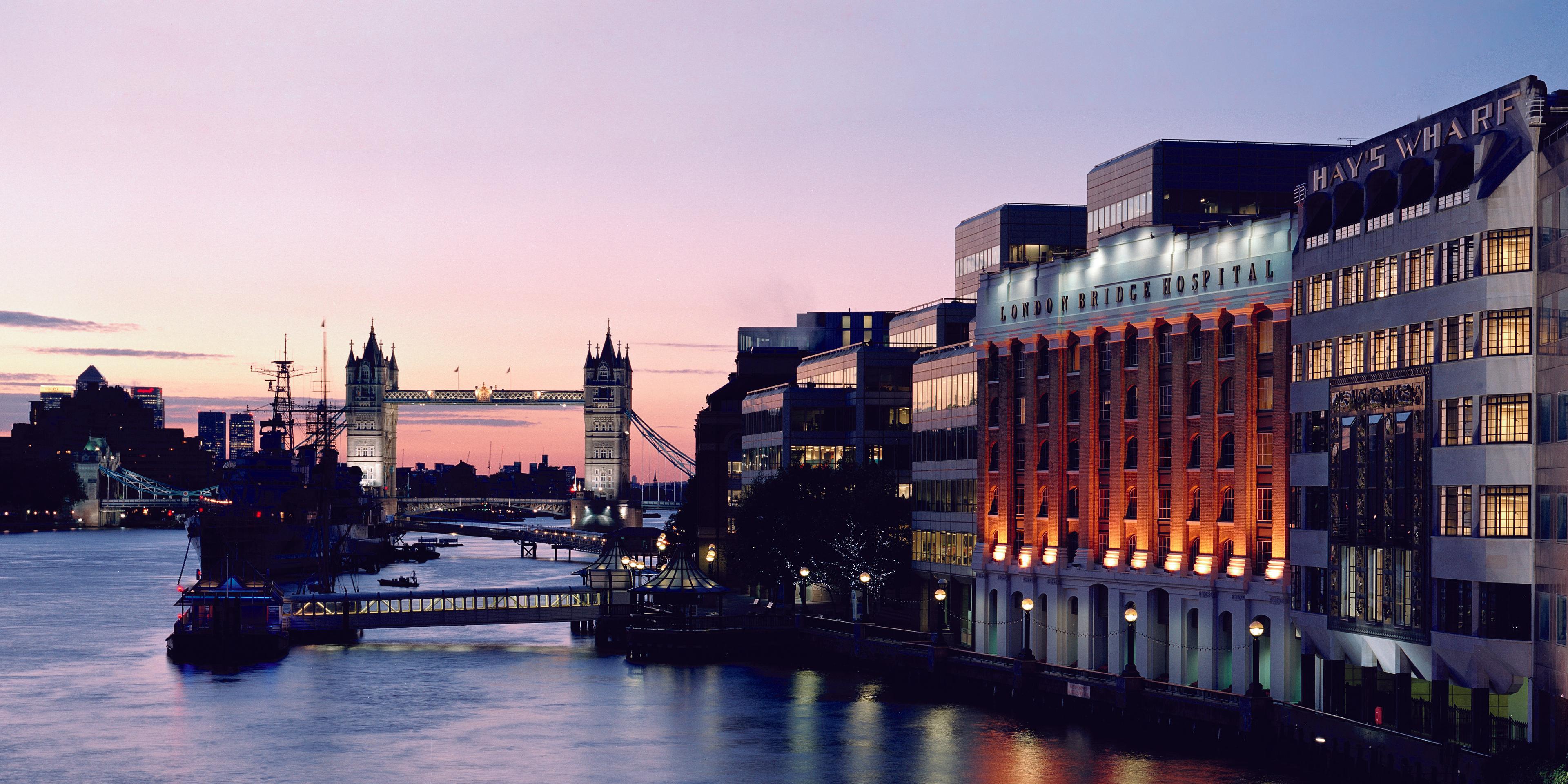 building_2_external_river_night_09_2017_LBH